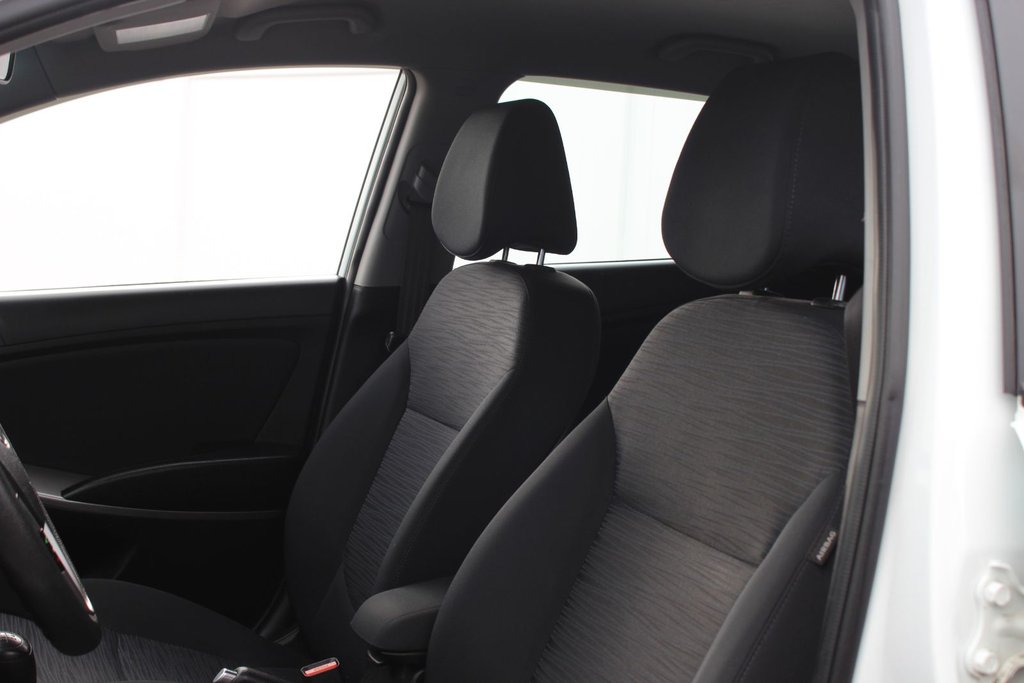 Hyundai ACCENT GL GL | USB | HtdSeats | Bluetooth | XM | Cruise 2015 à Saint John, Nouveau-Brunswick - 11 - w1024h768px