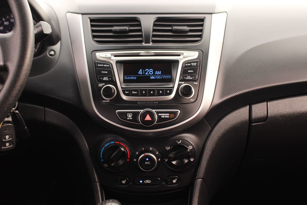 Hyundai ACCENT GL GL | USB | HtdSeats | Bluetooth | XM | Cruise 2015 à Saint John, Nouveau-Brunswick - 26 - w1024h768px