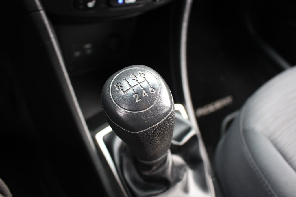 Hyundai ACCENT GL GL | USB | HtdSeats | Bluetooth | XM | Cruise 2015 à Saint John, Nouveau-Brunswick - 43 - w1024h768px