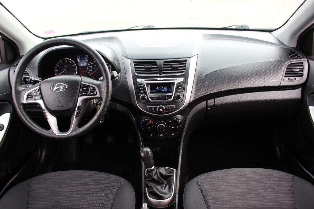 Hyundai ACCENT GL GL | USB | HtdSeats | Bluetooth | XM | Cruise 2015 à Saint John, Nouveau-Brunswick - 13 - w1024h768px