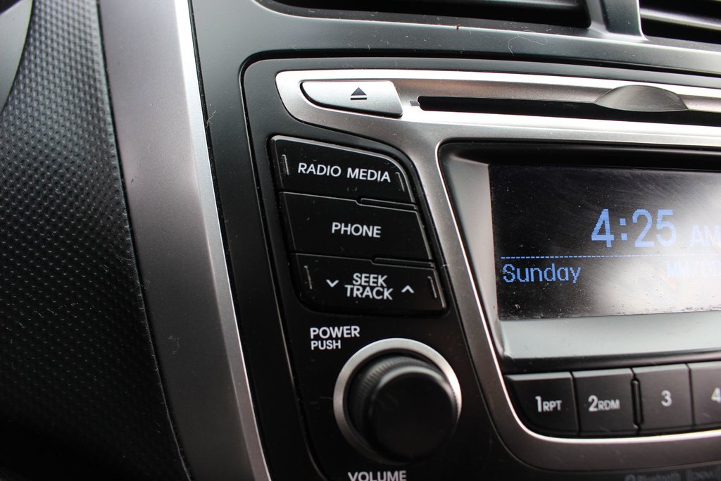Hyundai ACCENT GL GL | USB | HtdSeats | Bluetooth | XM | Cruise 2015 à Saint John, Nouveau-Brunswick - 34 - w1024h768px