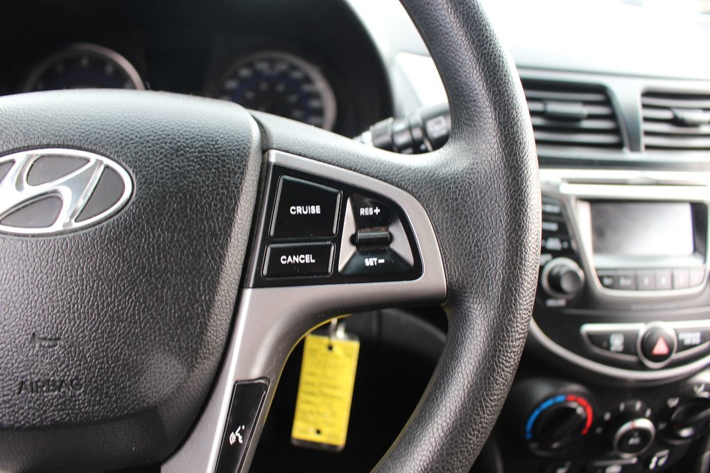 Hyundai ACCENT GL GL | USB | HtdSeats | Bluetooth | XM | Cruise 2015 à Saint John, Nouveau-Brunswick - 17 - w1024h768px