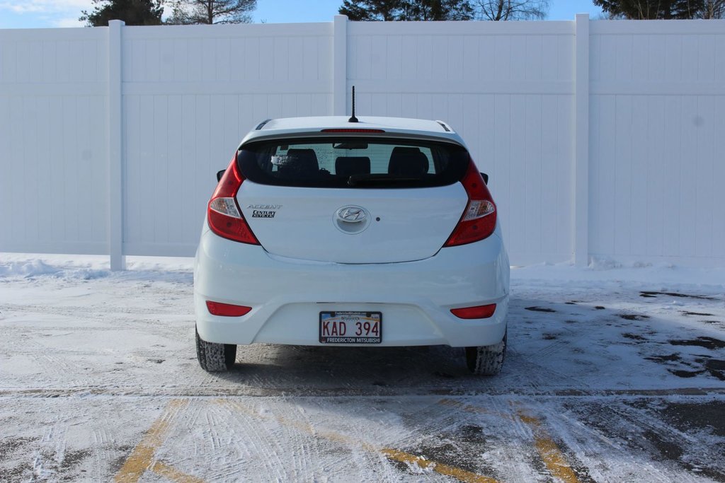 2016 Hyundai Accent GL | 6-Spd | USB | HtdSeats | Bluetooth | Keyless in Saint John, New Brunswick - 6 - w1024h768px