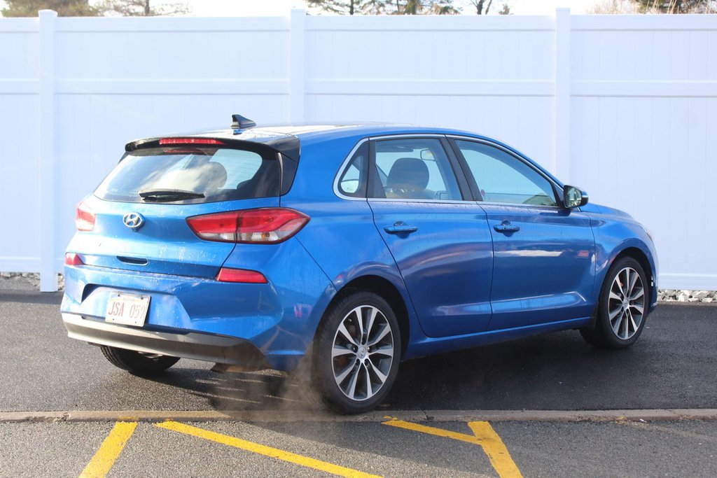 2018 Hyundai Elantra GT GLS | Sunroof | Cam | USB | HtdSeats | Bluetooth in Saint John, New Brunswick - 7 - w1024h768px