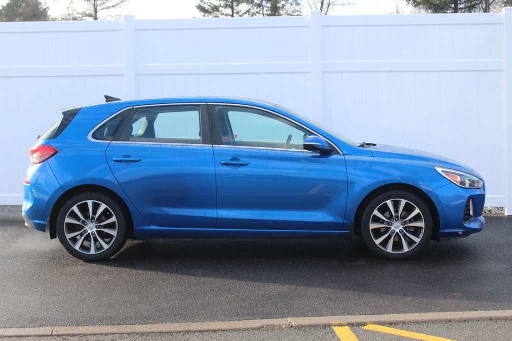 2018 Hyundai Elantra GT GLS | Sunroof | Cam | USB | HtdSeats | Bluetooth in Saint John, New Brunswick - 8 - w1024h768px