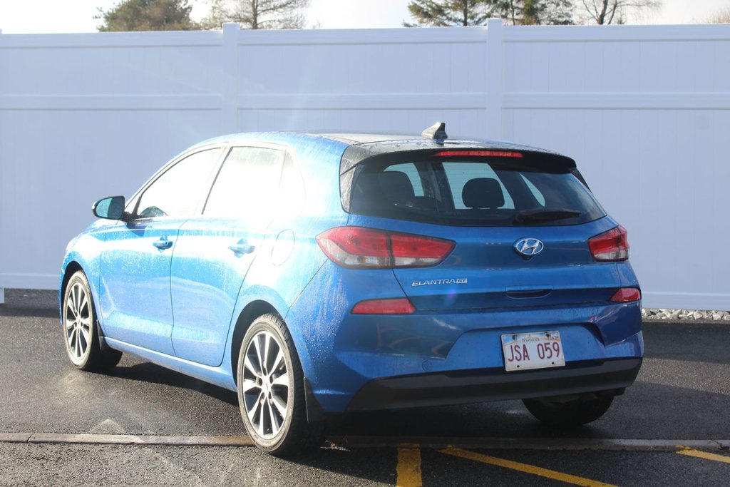 2018 Hyundai Elantra GT GLS | Sunroof | Cam | USB | HtdSeats | Bluetooth in Saint John, New Brunswick - 5 - w1024h768px