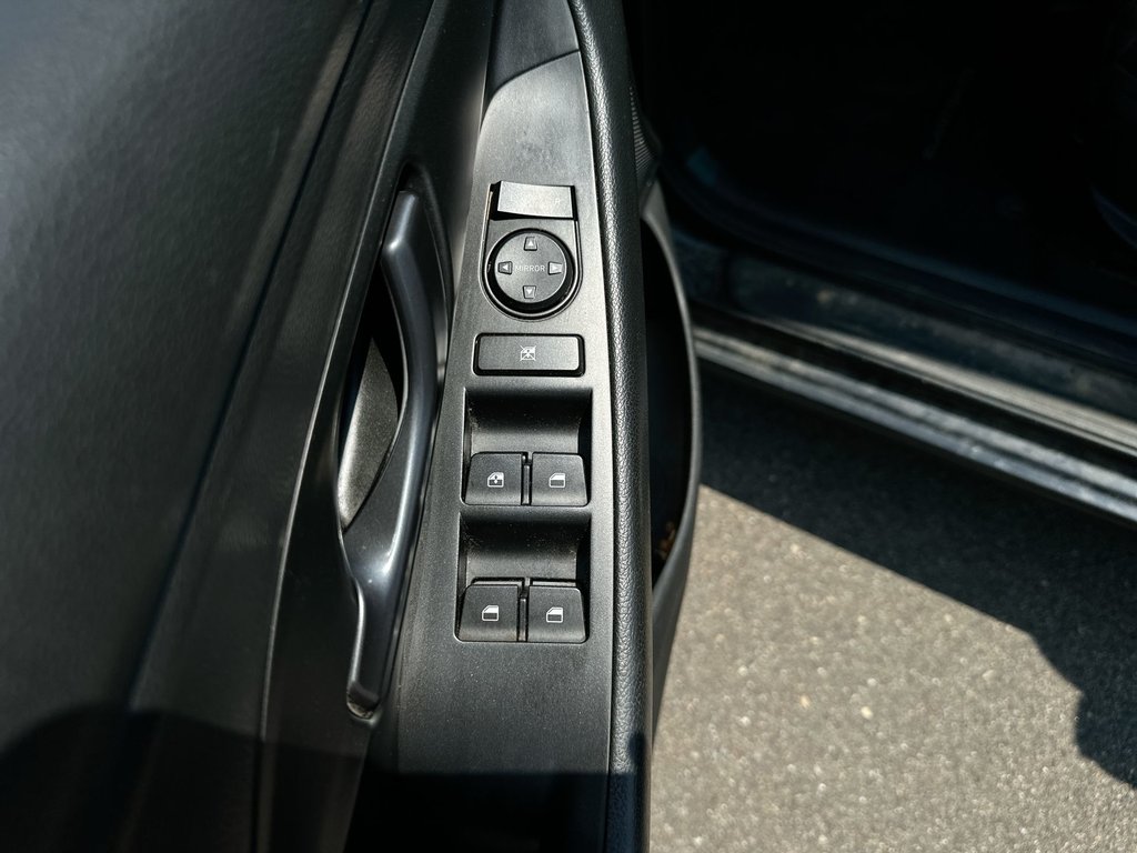 2020 Hyundai ELANTRA GT N Line | Roof | Lthr | AdptCruz | Cam | Bluetooth in Saint John, New Brunswick - 15 - w1024h768px