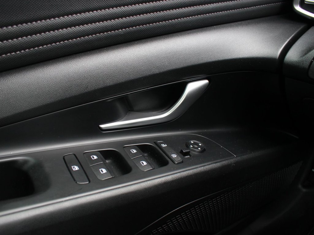 2021 Hyundai Elantra Hybrid Ultimate | Roof | HtdSeats | Warranty to 2029 in Saint John, New Brunswick - 22 - w1024h768px