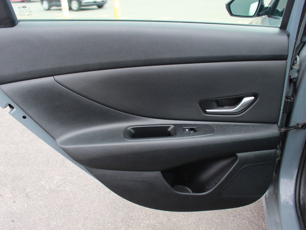 2021 Hyundai Elantra Hybrid Ultimate | Roof | HtdSeats | Warranty to 2029 in Saint John, New Brunswick - 47 - w1024h768px