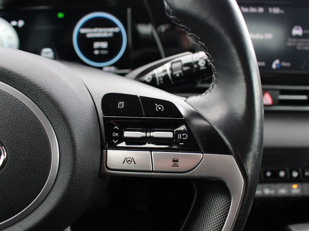 2021 Hyundai Elantra Hybrid Ultimate | Roof | HtdSeats | Warranty to 2029 in Saint John, New Brunswick - 18 - w1024h768px