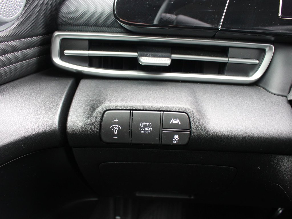 2021 Hyundai Elantra Hybrid Ultimate | Roof | HtdSeats | Warranty to 2029 in Saint John, New Brunswick - 21 - w1024h768px