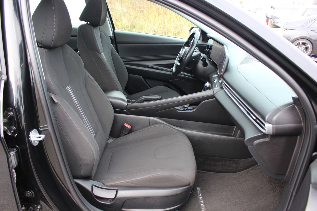 2022 Hyundai Elantra Hybrid Preferred | HtdSeat | Cam | USB | Warranty to 2030 in Saint John, New Brunswick - 43 - w1024h768px