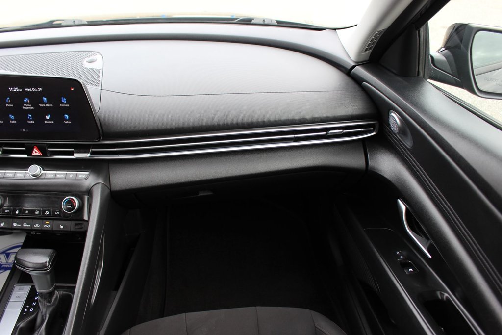 2022 Hyundai Elantra Hybrid Preferred | HtdSeat | Cam | USB | Warranty to 2030 in Saint John, New Brunswick - 42 - w1024h768px