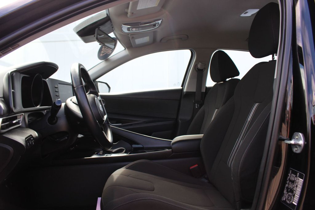 2022 Hyundai Elantra Hybrid in Antigonish, Nova Scotia - 9 - w1024h768px