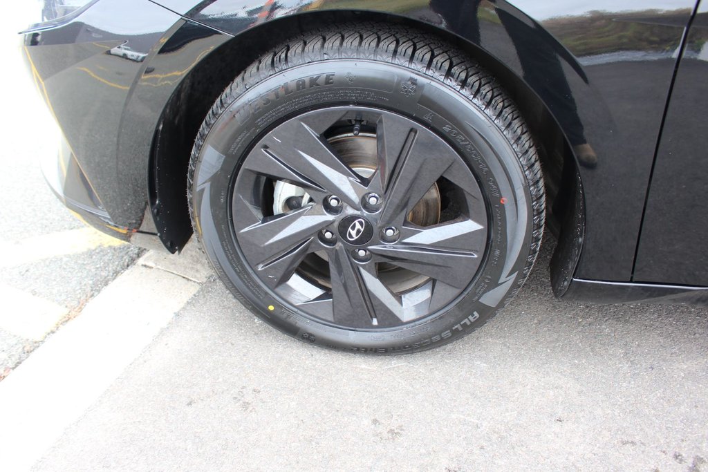 2022 Hyundai Elantra Hybrid Preferred | HtdSeat | Cam | USB | Warranty to 2030 in Saint John, New Brunswick - 59 - w1024h768px