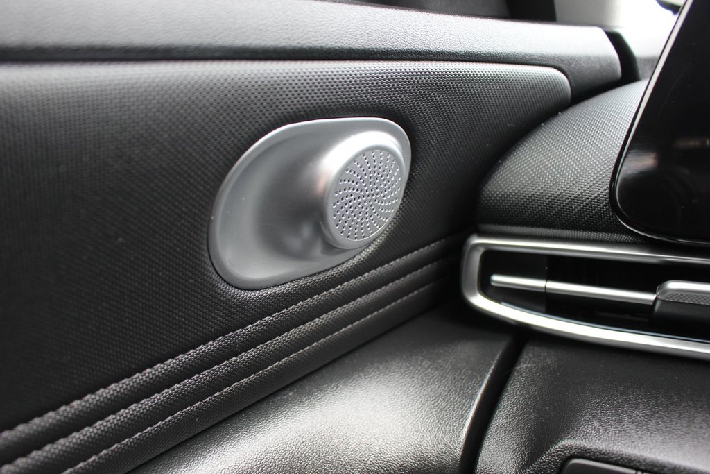 2022 Hyundai Elantra Hybrid Preferred | HtdSeat | Cam | USB | Warranty to 2030 in Saint John, New Brunswick - 38 - w1024h768px