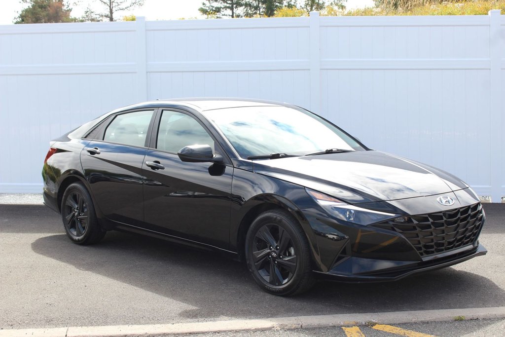 2022 Hyundai Elantra Hybrid in Antigonish, Nova Scotia - 1 - w1024h768px
