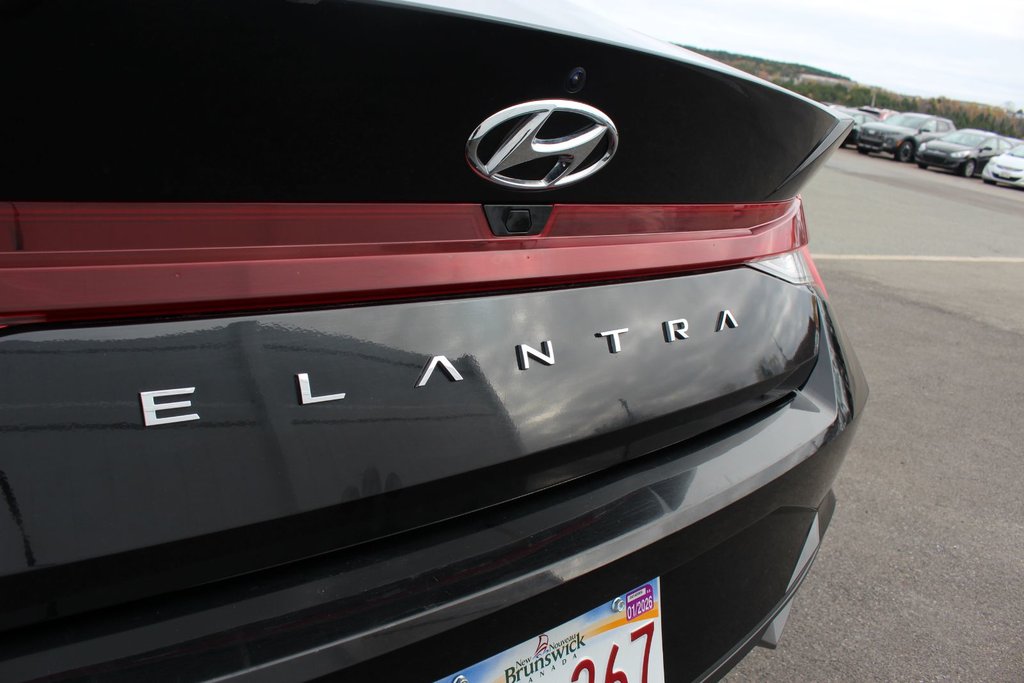 2022 Hyundai Elantra Hybrid Preferred | HtdSeat | Cam | USB | Warranty to 2030 in Saint John, New Brunswick - 56 - w1024h768px