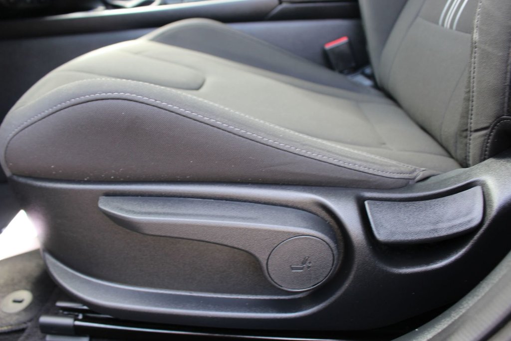 2022 Hyundai Elantra Hybrid in Antigonish, Nova Scotia - 10 - w1024h768px
