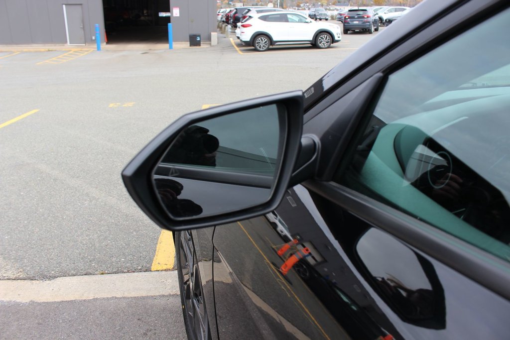 2022 Hyundai Elantra Hybrid Preferred | HtdSeat | Cam | USB | Warranty to 2030 in Saint John, New Brunswick - 58 - w1024h768px