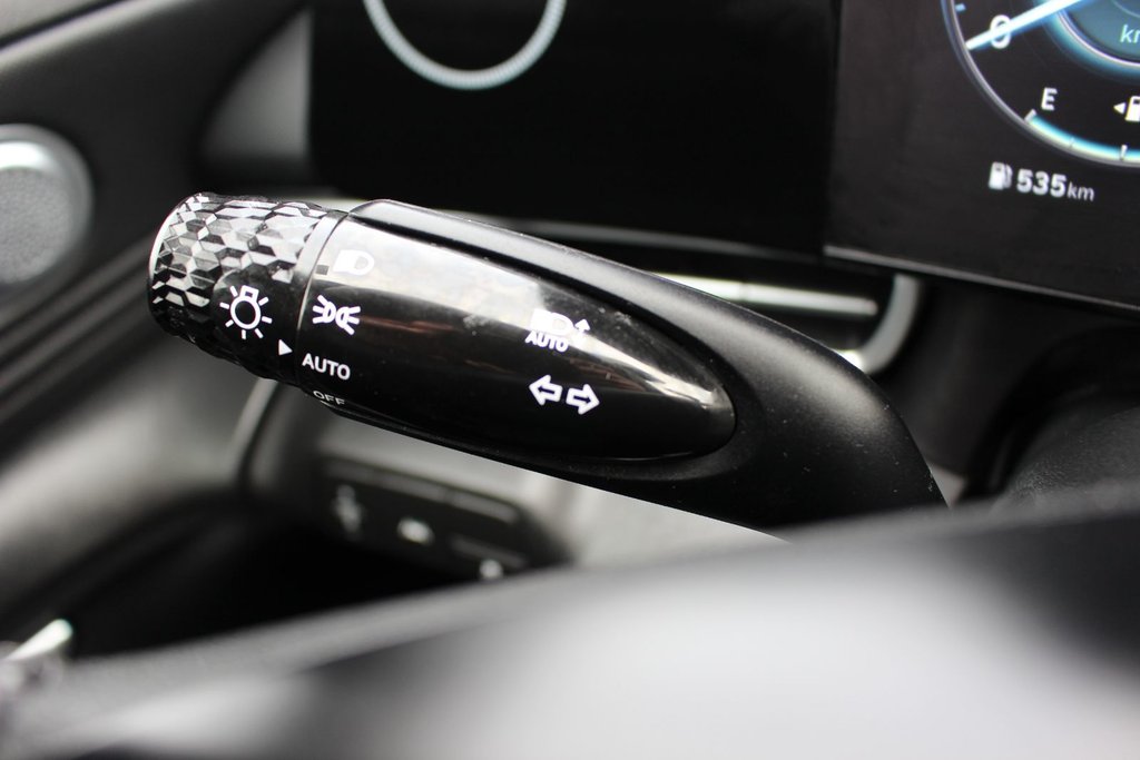 2022 Hyundai Elantra Hybrid Preferred | HtdSeat | Cam | USB | Warranty to 2030 in Saint John, New Brunswick - 16 - w1024h768px