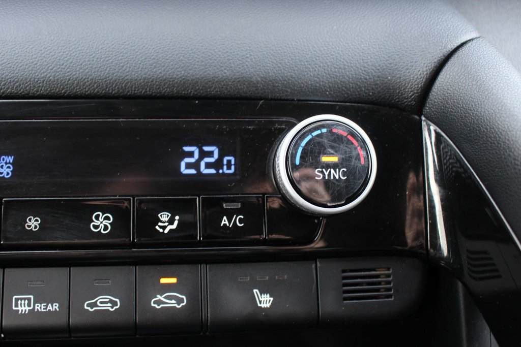 2022 Hyundai Elantra Hybrid Preferred | HtdSeats | Cam | Warranty to 2029 in Saint John, New Brunswick - 32 - w1024h768px