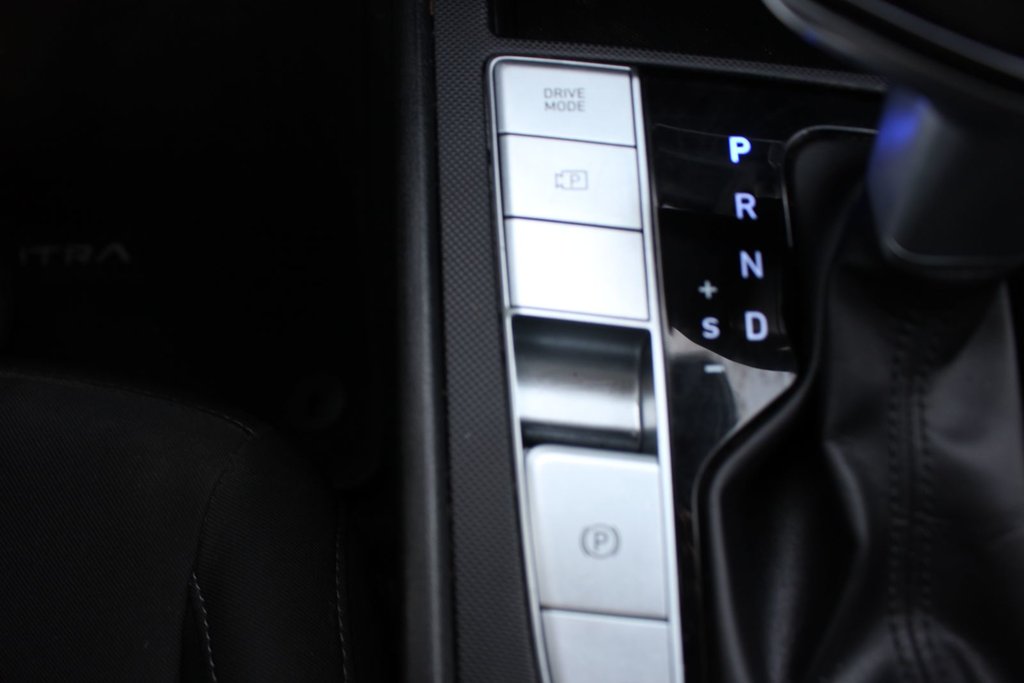 2022 Hyundai Elantra Hybrid Preferred | HtdSeats | Cam | Warranty to 2029 in Saint John, New Brunswick - 39 - w1024h768px