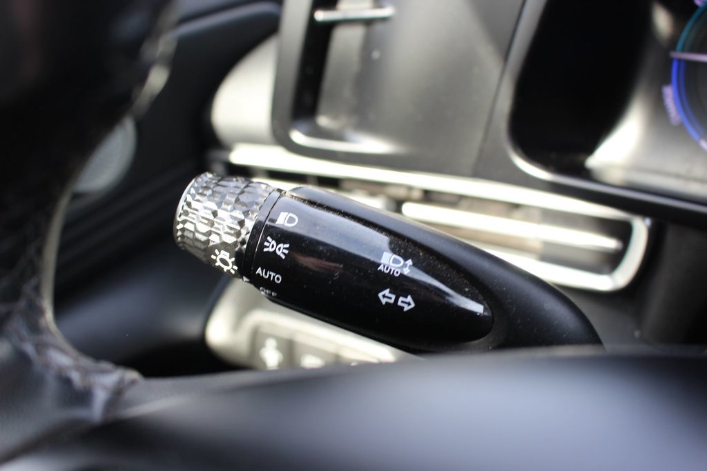 2022 Hyundai Elantra Hybrid Preferred | HtdSeats | Cam | Warranty to 2029 in Saint John, New Brunswick - 20 - w1024h768px