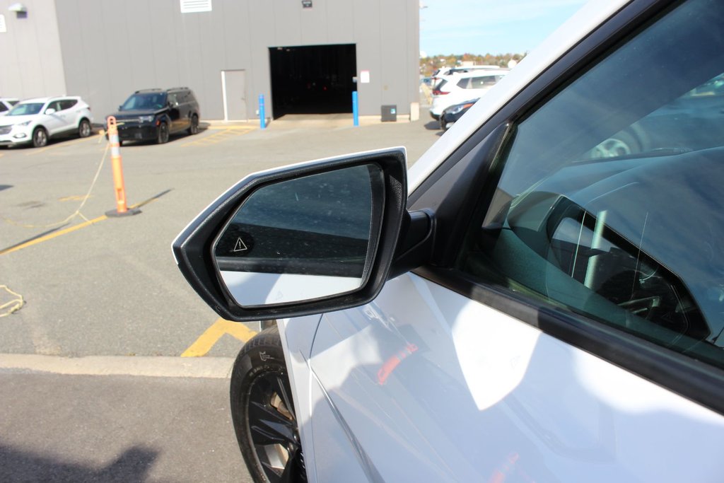 2022 Hyundai Elantra Hybrid Preferred | HtdSeats | Cam | Warranty to 2029 in Saint John, New Brunswick - 9 - w1024h768px