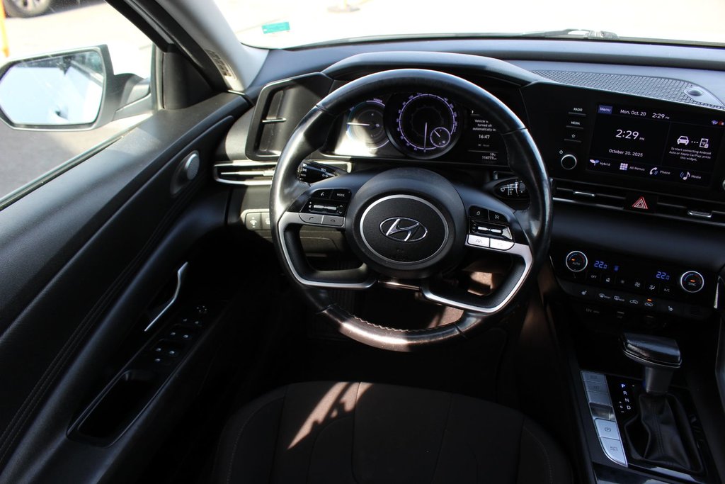 2022 Hyundai Elantra Hybrid Preferred | HtdSeats | Cam | Warranty to 2029 in Saint John, New Brunswick - 16 - w1024h768px
