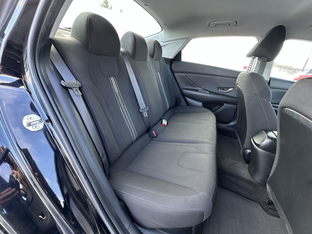 2022 Hyundai Elantra Hybrid in Antigonish, Nova Scotia - 39 - w1024h768px