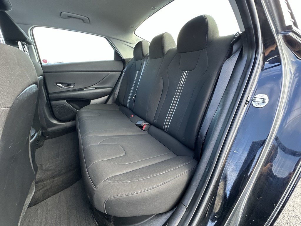 2022 Hyundai Elantra Hybrid in Antigonish, Nova Scotia - 32 - w1024h768px