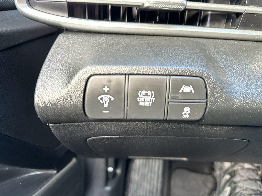 2022 Hyundai Elantra Hybrid in Antigonish, Nova Scotia - 22 - w1024h768px