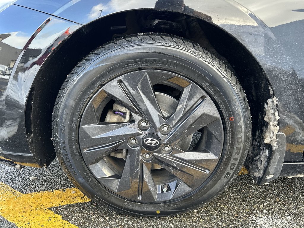 2022 Hyundai Elantra Hybrid in Antigonish, Nova Scotia - 10 - w1024h768px