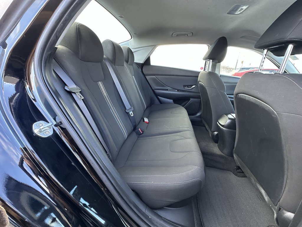 2022 Hyundai Elantra Hybrid in Antigonish, Nova Scotia - 40 - w1024h768px