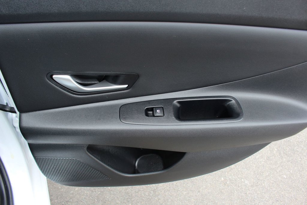 2024 Hyundai Elantra Hybrid Luxury | Lthr | SunRoof | Cam | Warranty to 2032 in Saint John, New Brunswick - 41 - w1024h768px