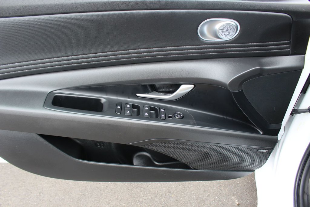 2024 Hyundai Elantra Hybrid Luxury | Lthr | SunRoof | Cam | Warranty to 2032 in Saint John, New Brunswick - 14 - w1024h768px