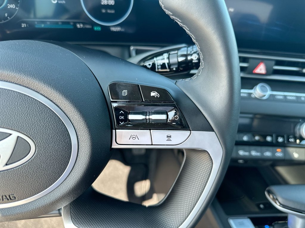 2025 Hyundai Elantra Hybrid Luxury | Leather | Nav | Roof | Warranty to 2033 in Saint John, New Brunswick - 21 - w1024h768px