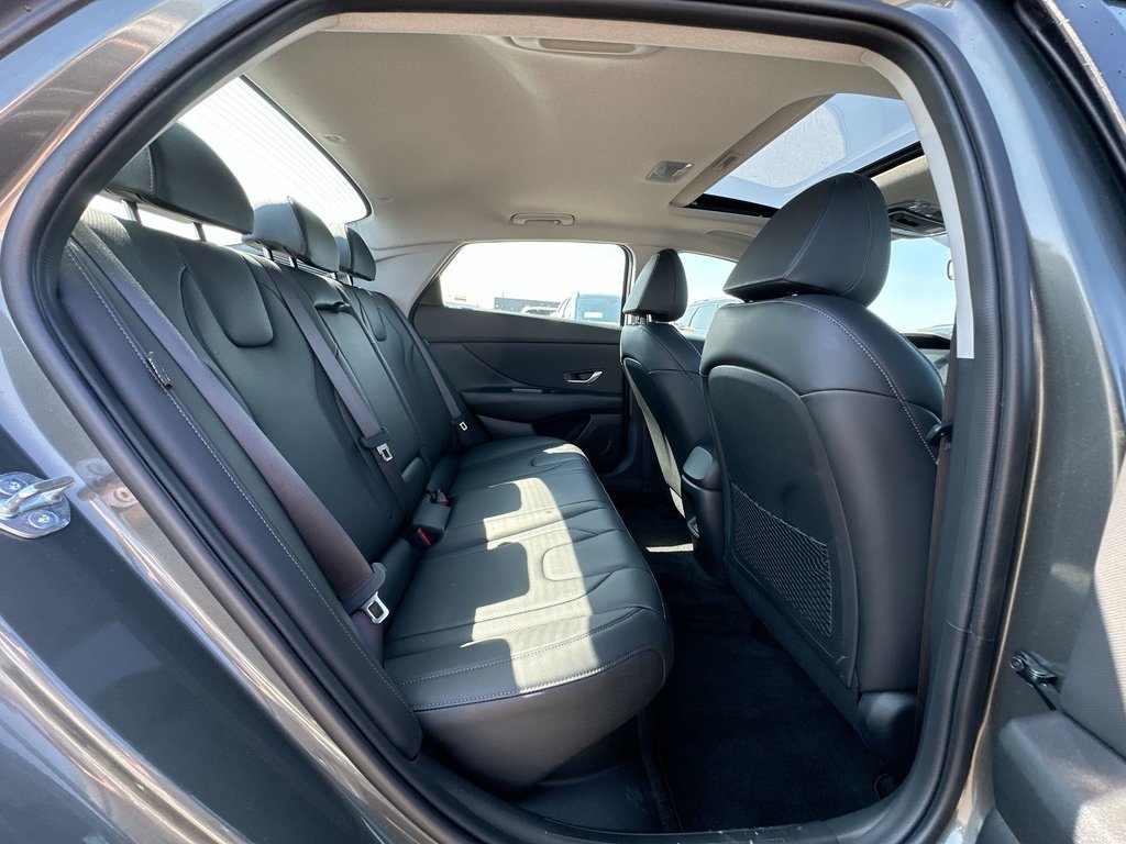 2025 Hyundai Elantra Hybrid Luxury | Leather | Nav | Roof | Warranty to 2033 in Saint John, New Brunswick - 40 - w1024h768px