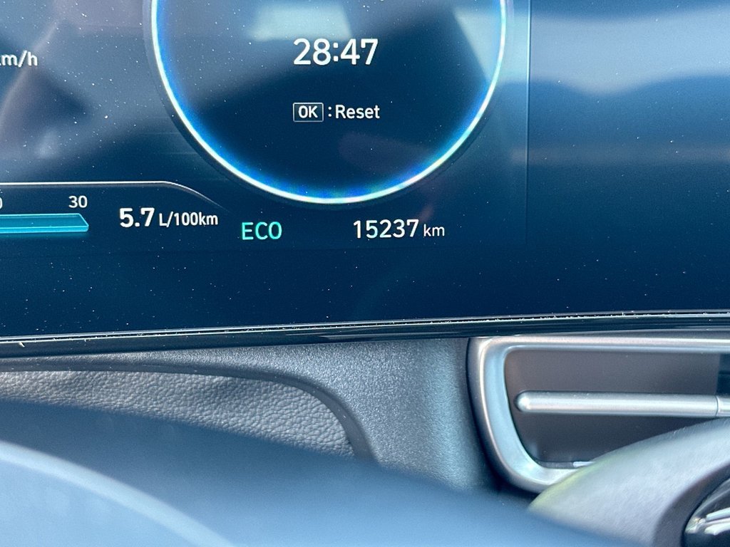 2025 Hyundai Elantra Hybrid Luxury | Leather | Nav | Roof | Warranty to 2033 in Saint John, New Brunswick - 23 - w1024h768px
