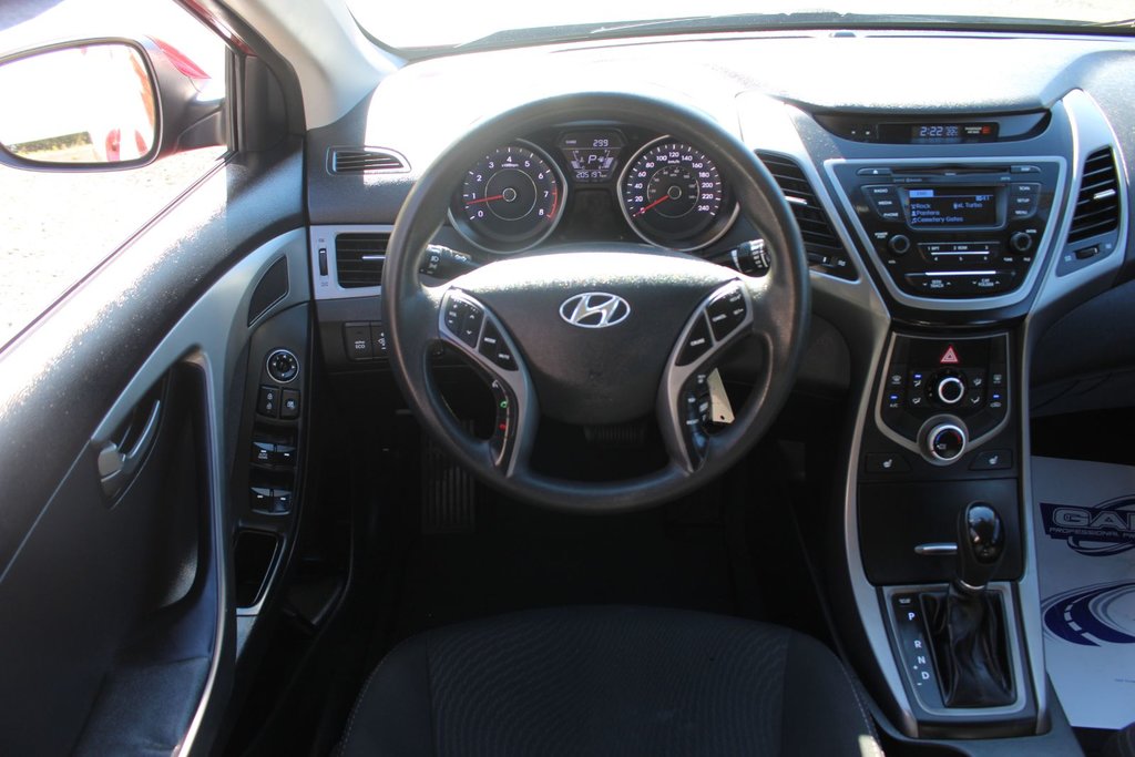 2015  Elantra GL | USB | HtdSeats | Bluetooth | Keyless in Saint John, New Brunswick - 16 - w1024h768px