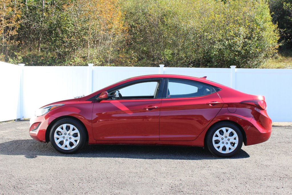 2015  Elantra GL | USB | HtdSeats | Bluetooth | Keyless in Saint John, New Brunswick - 4 - w1024h768px