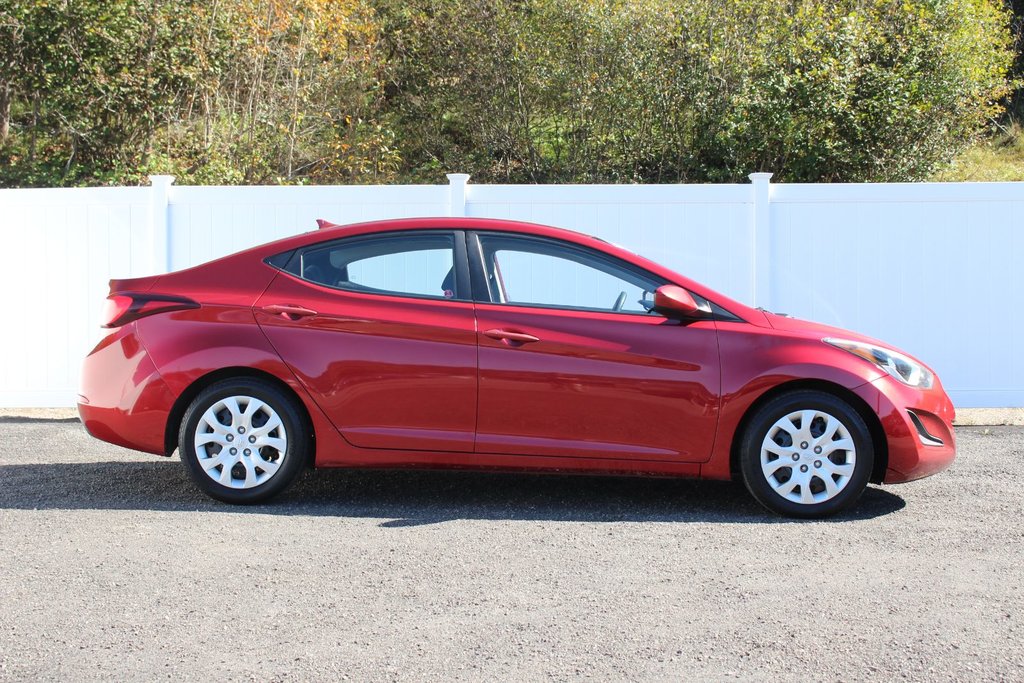 2015  Elantra GL | USB | HtdSeats | Bluetooth | Keyless in Saint John, New Brunswick - 8 - w1024h768px