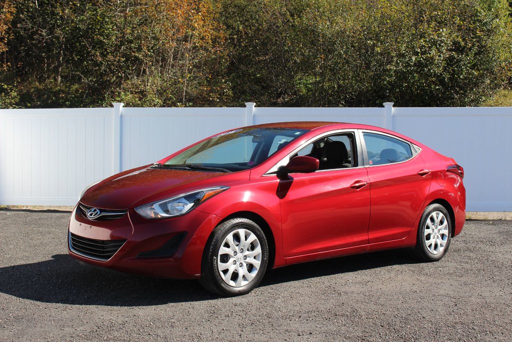 2015  Elantra GL | USB | HtdSeats | Bluetooth | Keyless in Saint John, New Brunswick - 3 - w1024h768px