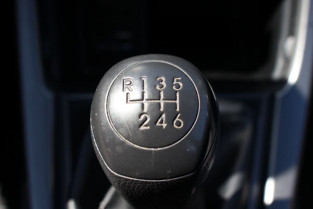 2015 Hyundai Elantra L | 6-Spd | Tilt | Aux | USB | TractionControl in Saint John, New Brunswick - 31 - w1024h768px