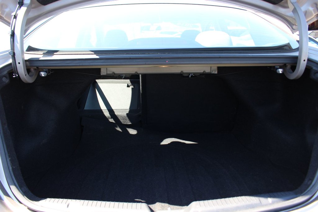 2015 Hyundai Elantra L | 6-Spd | Tilt | Aux | USB | TractionControl in Saint John, New Brunswick - 38 - w1024h768px