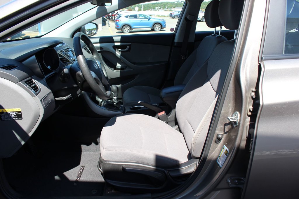 2015 Hyundai Elantra L | 6-Spd | Tilt | Aux | USB | TractionControl in Saint John, New Brunswick - 12 - w1024h768px