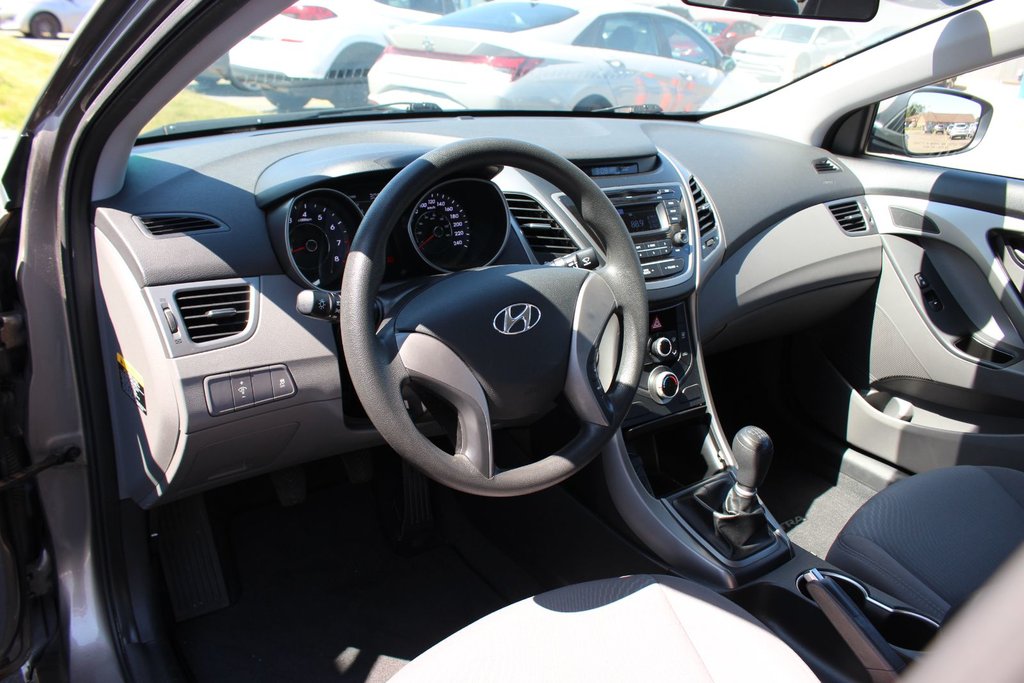 2015 Hyundai Elantra L | 6-Spd | Tilt | Aux | USB | TractionControl in Saint John, New Brunswick - 11 - w1024h768px