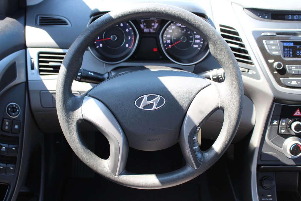 2015 Hyundai Elantra L | 6-Spd | Tilt | Aux | USB | TractionControl in Saint John, New Brunswick - 17 - w1024h768px