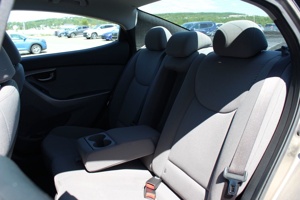 2015 Hyundai Elantra L | 6-Spd | Tilt | Aux | USB | TractionControl in Saint John, New Brunswick - 34 - w1024h768px